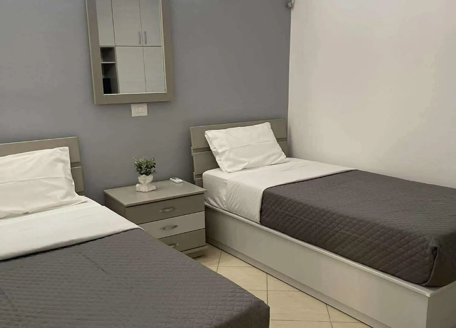 Frida Guesthouse Himare 0*,  Albania