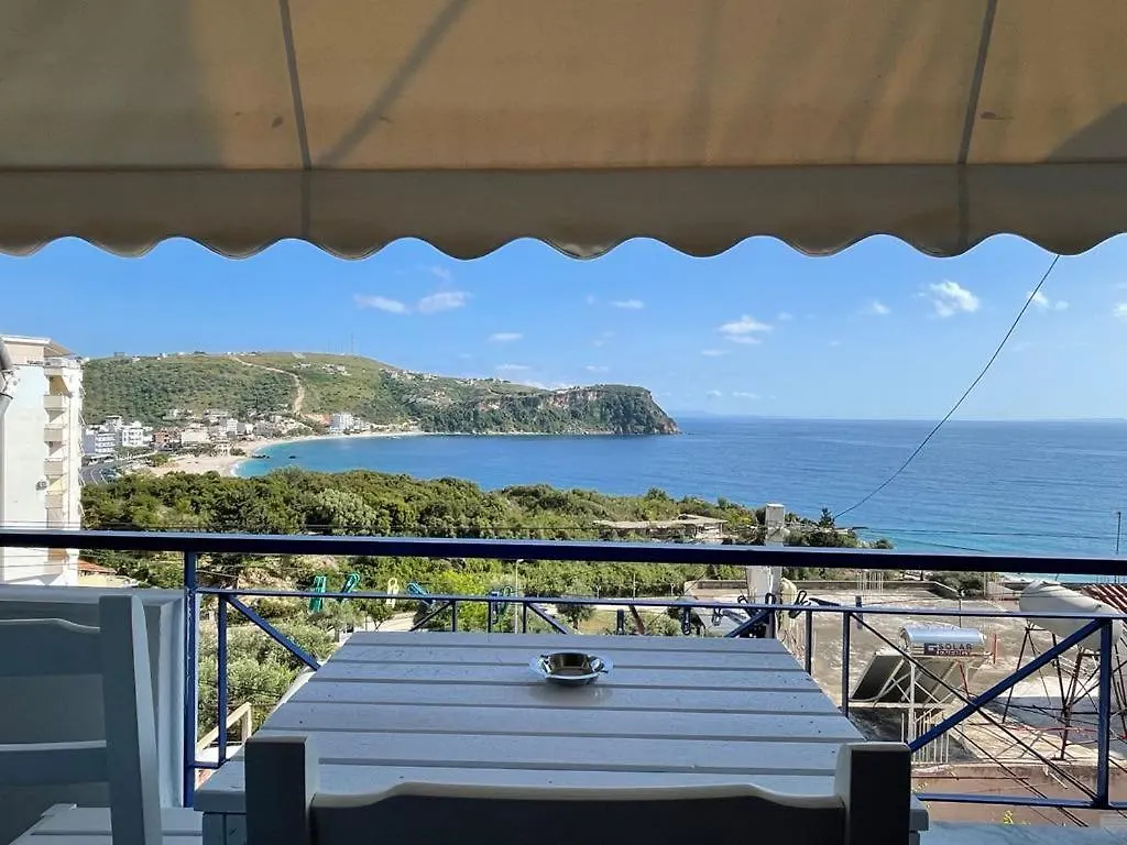 Frida Guesthouse Himare