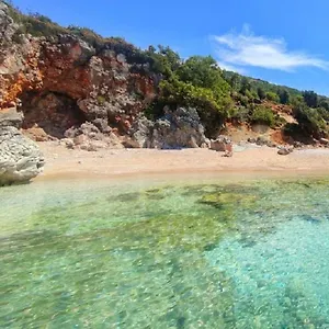 Affittacamere Sea Horizon House Alexis, Himare
